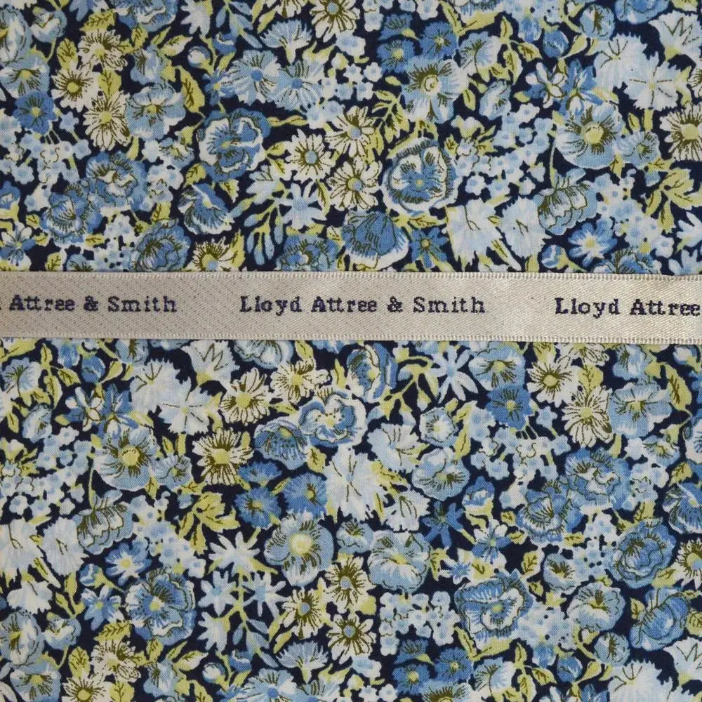L A Smith Liberty Art Fabric Hank 2