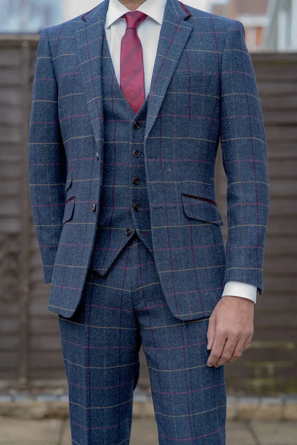 when to wear a tweed suit