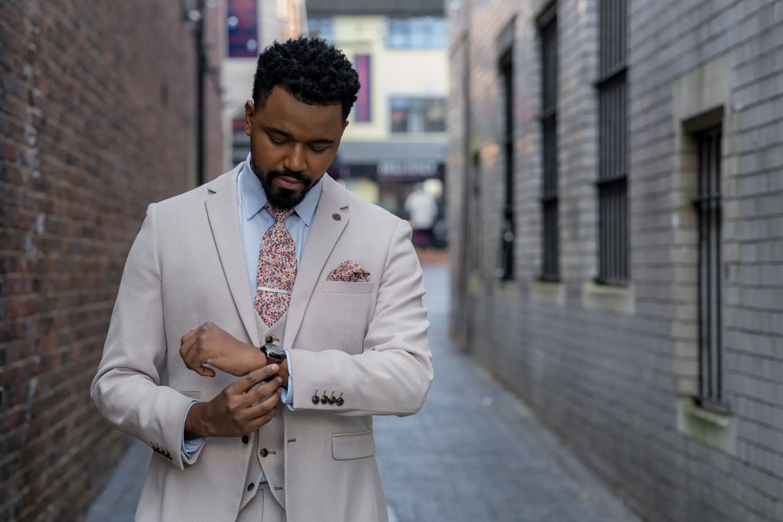 Why the Marc Darcy HM5 Stone Suit is a Celebrity Favourite – A Deep Dive into the Iconic Three-Piece Suit Worn by Harry Maguire