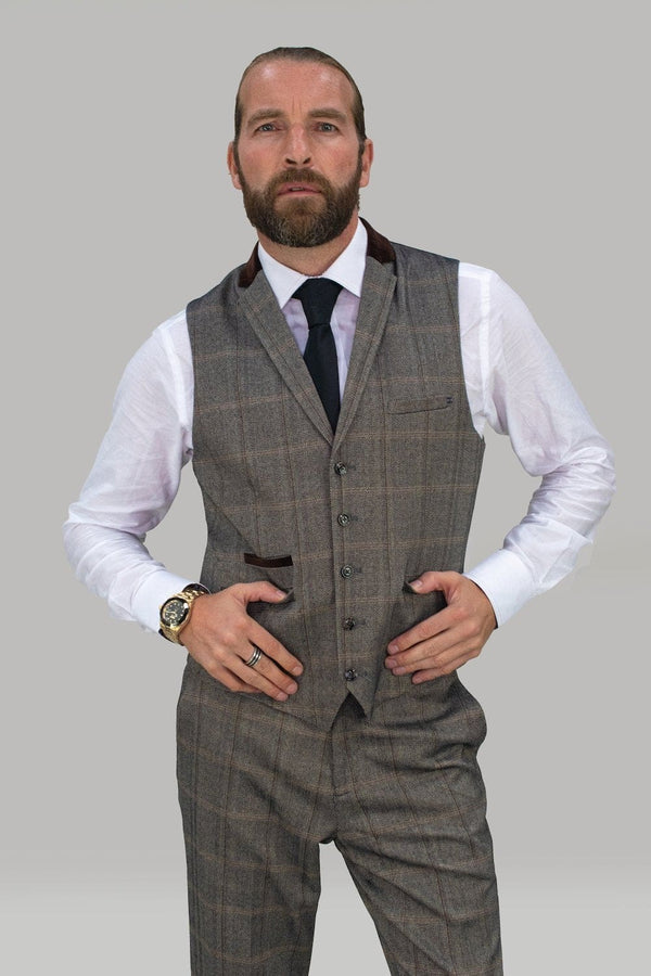 Cavani Connall Brown Tweed Check Style Waistcoat - 36R - WAISTCOATS