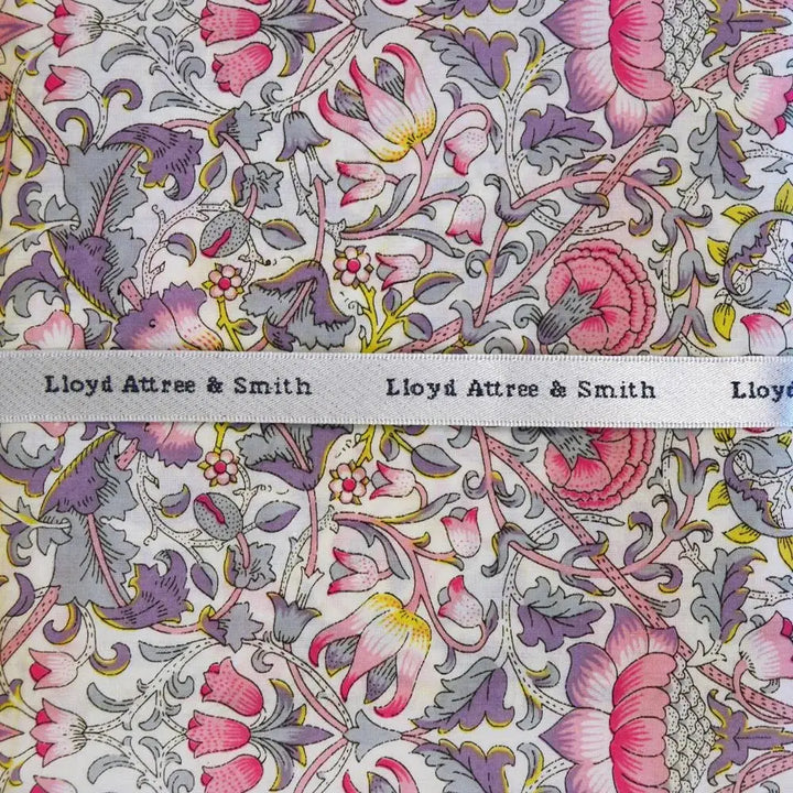 L A Smith Liberty Art Fabric Hank - Pink - Accessories