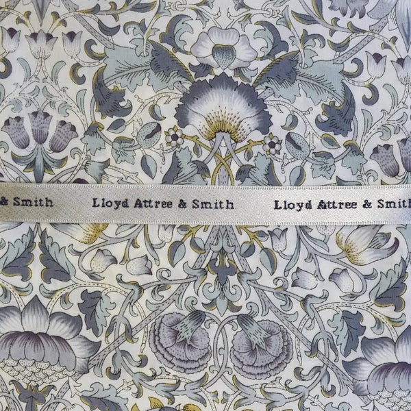 L A Smith Liberty Art Fabric Hank - Sage - Accessories