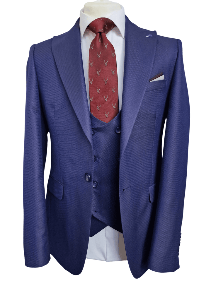Men’s Purple Diamond Pattern 3-Piece Suit Size 38R with 32R Trousers - Suits