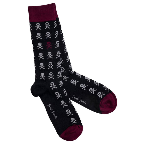 Black Skull Bamboo Socks - UK 7-11 (EU 40-47 / US 8-12) - Socks