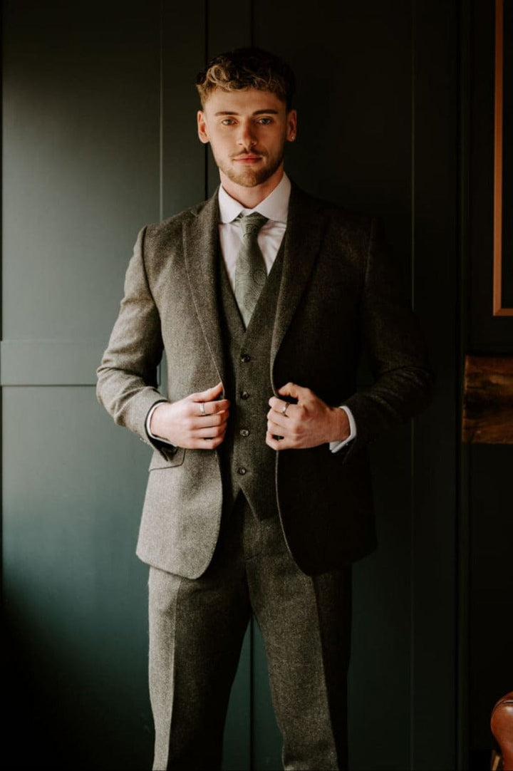 Torre Albert Green Pure Wool Tweed 3 - Piece Suit - Suits