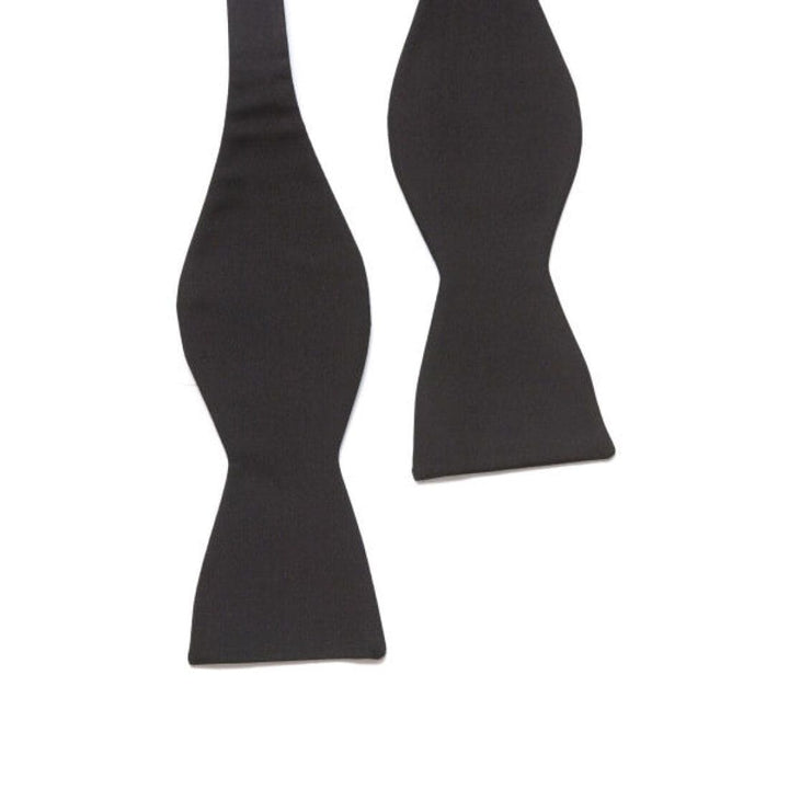 LA Smith Self Tie One Size Classic Black Barathea Silk Bow Tie - accessories