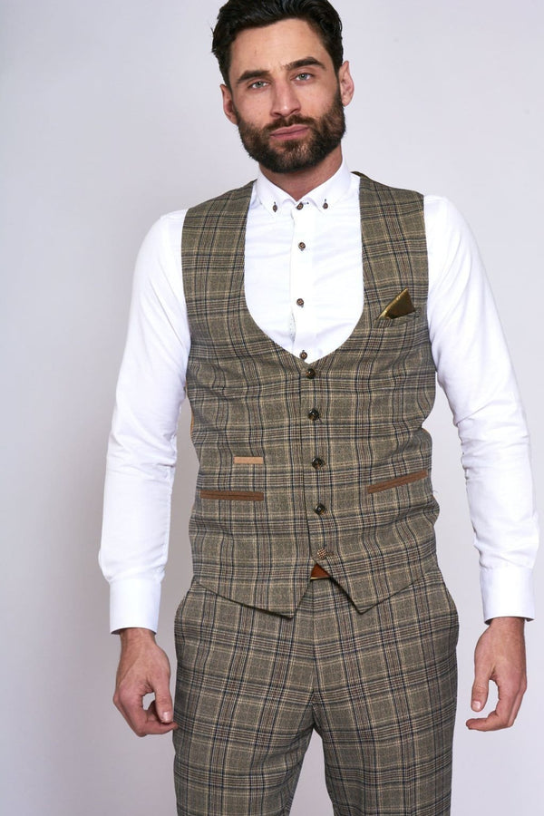 Marc Darcy Enzo Tan Check Tweed Single Breasted Waistcoat - 34R - Suit & Tailoring