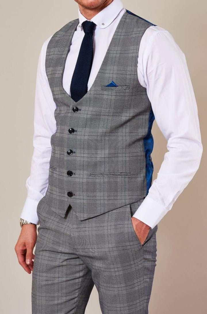 Marc Darcy Jerry Grey Check Single Breasted Waistcoat - 34R | EU44 - Suit & Tailoring